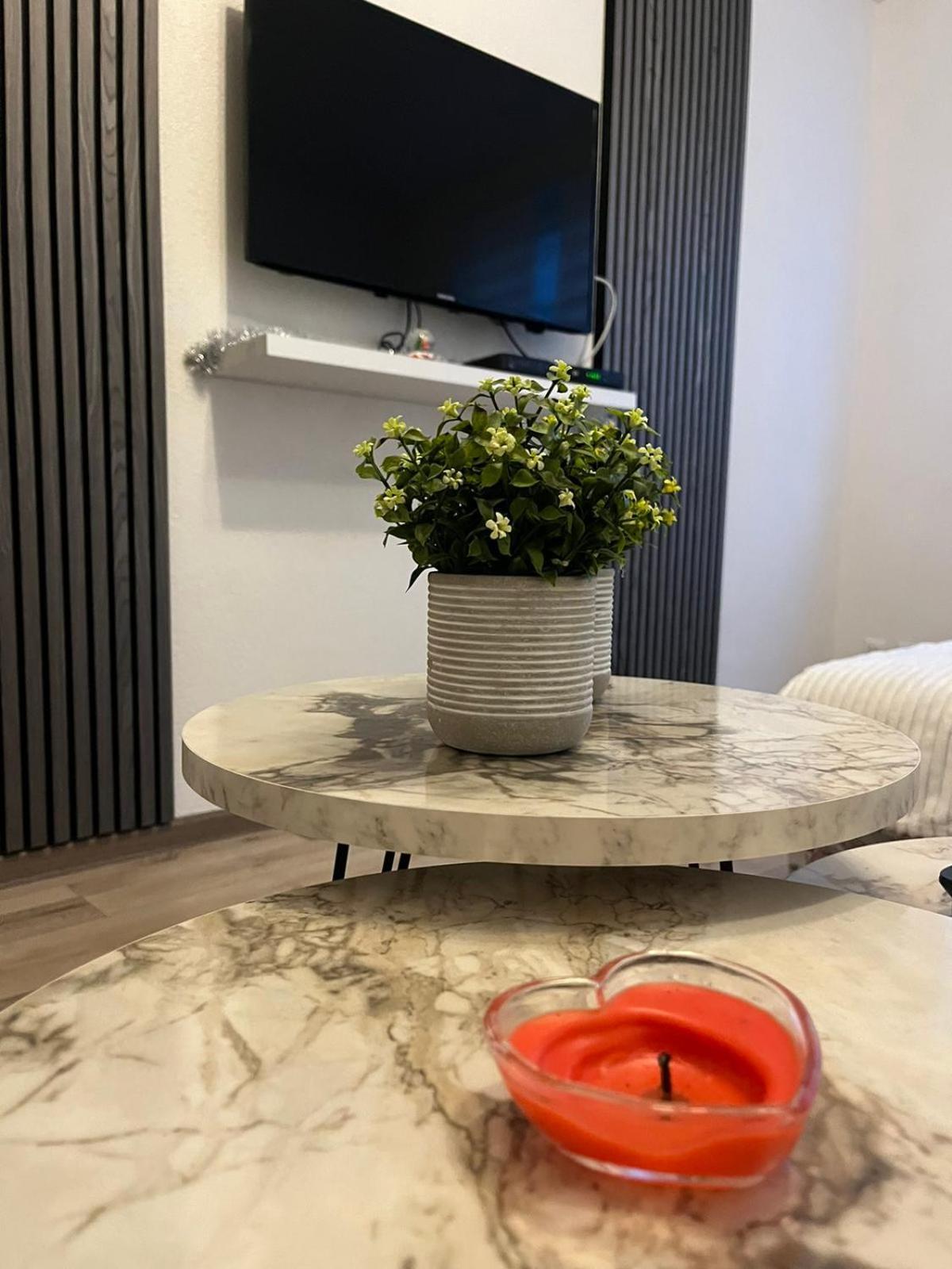 Lovely Apartment In Old Town 400M From City Center Sebilj Saraievo Exterior foto
