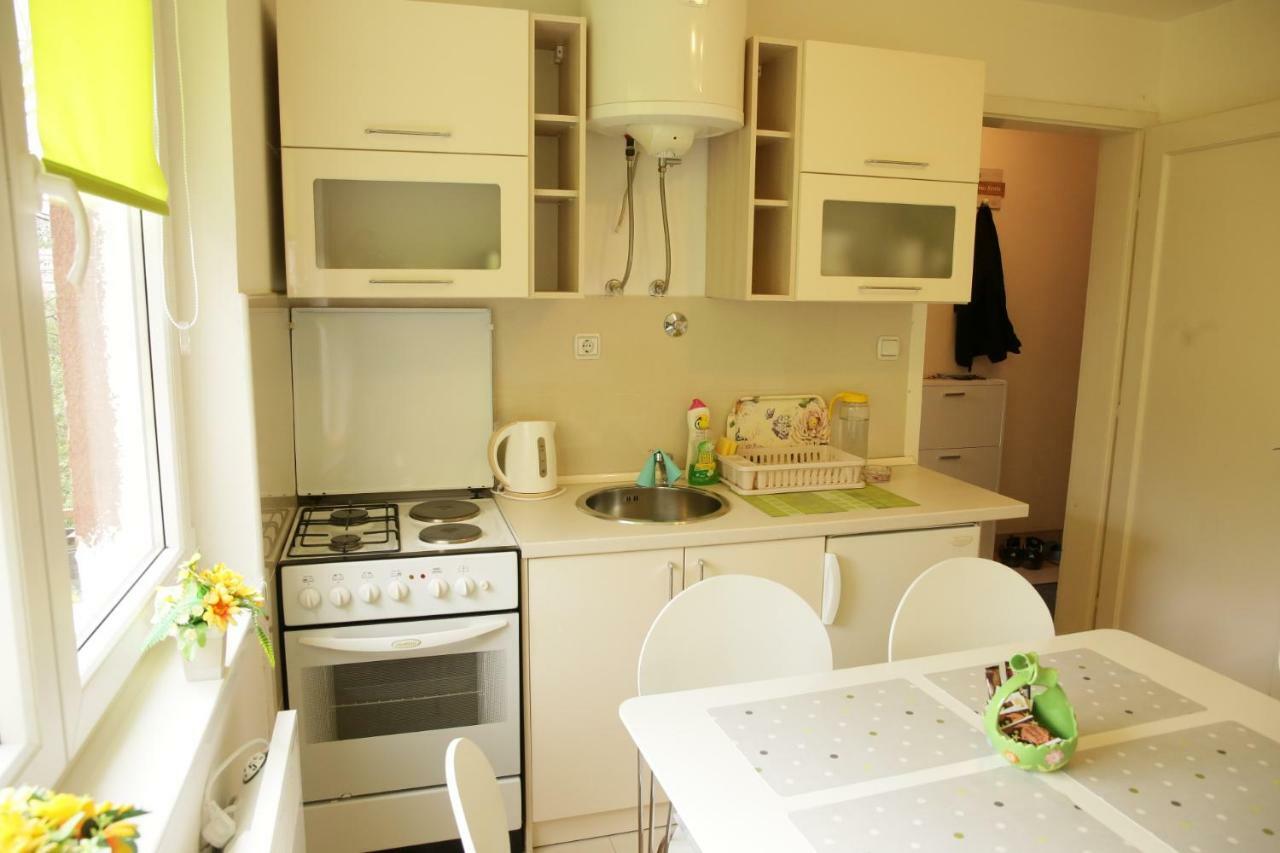 Lovely Apartment In Old Town 400M From City Center Sebilj Saraievo Exterior foto